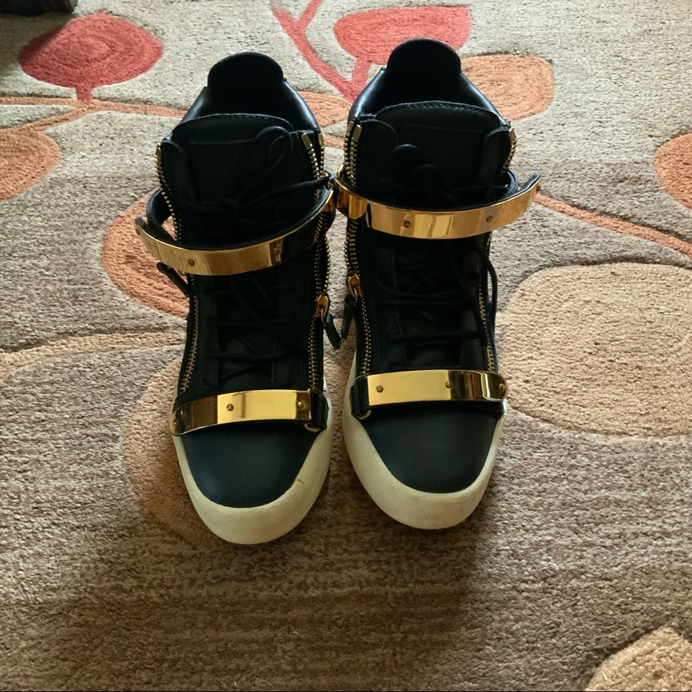 Guiseppe Zanotti design stunning  fashion sneakers size 39.5